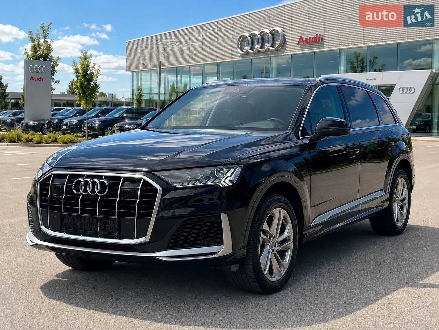 2020 Audi Q7 - фото 1