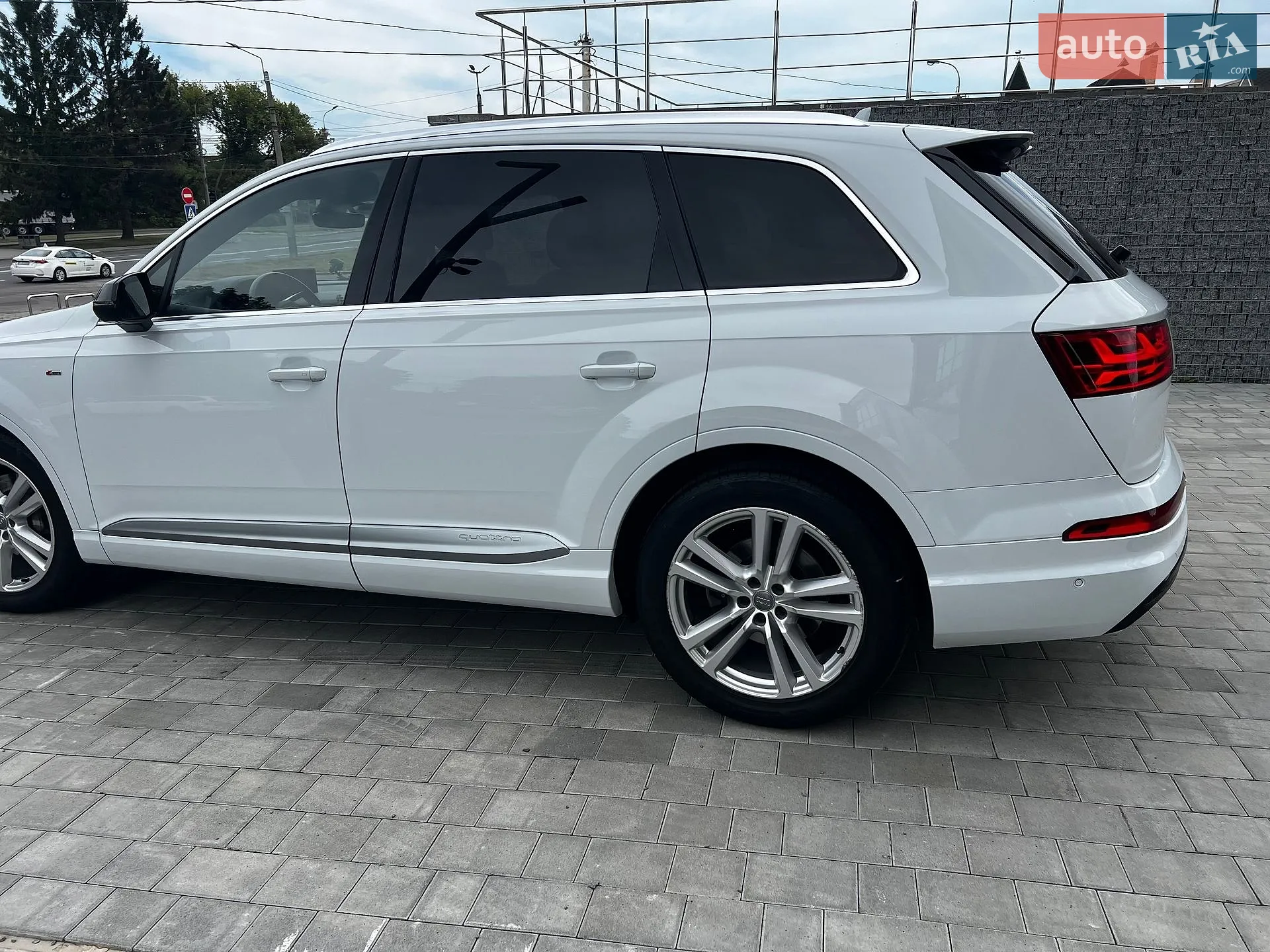 2017 Audi Q7 - мініатюра 5