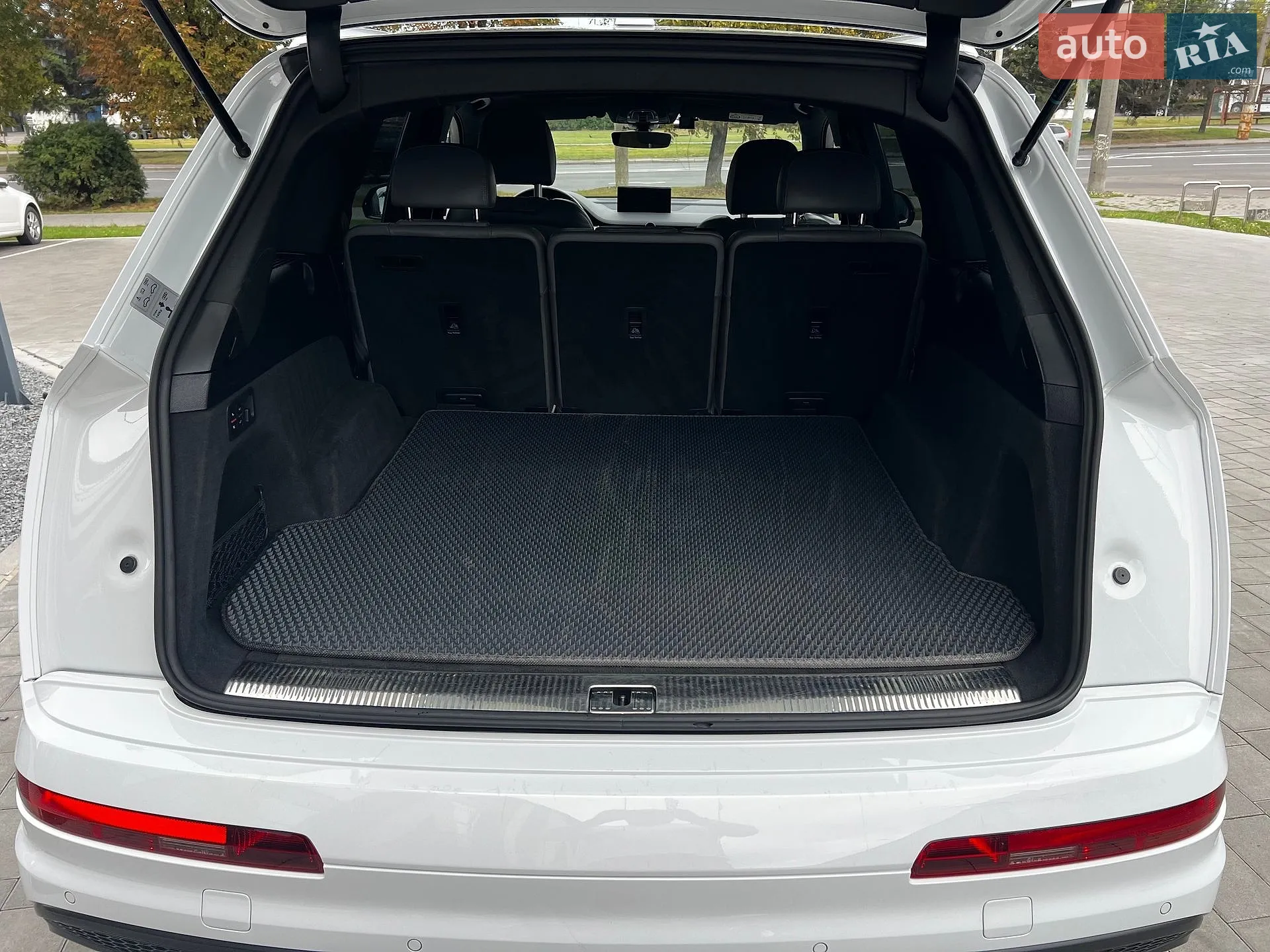 2017 Audi Q7 - мініатюра 13