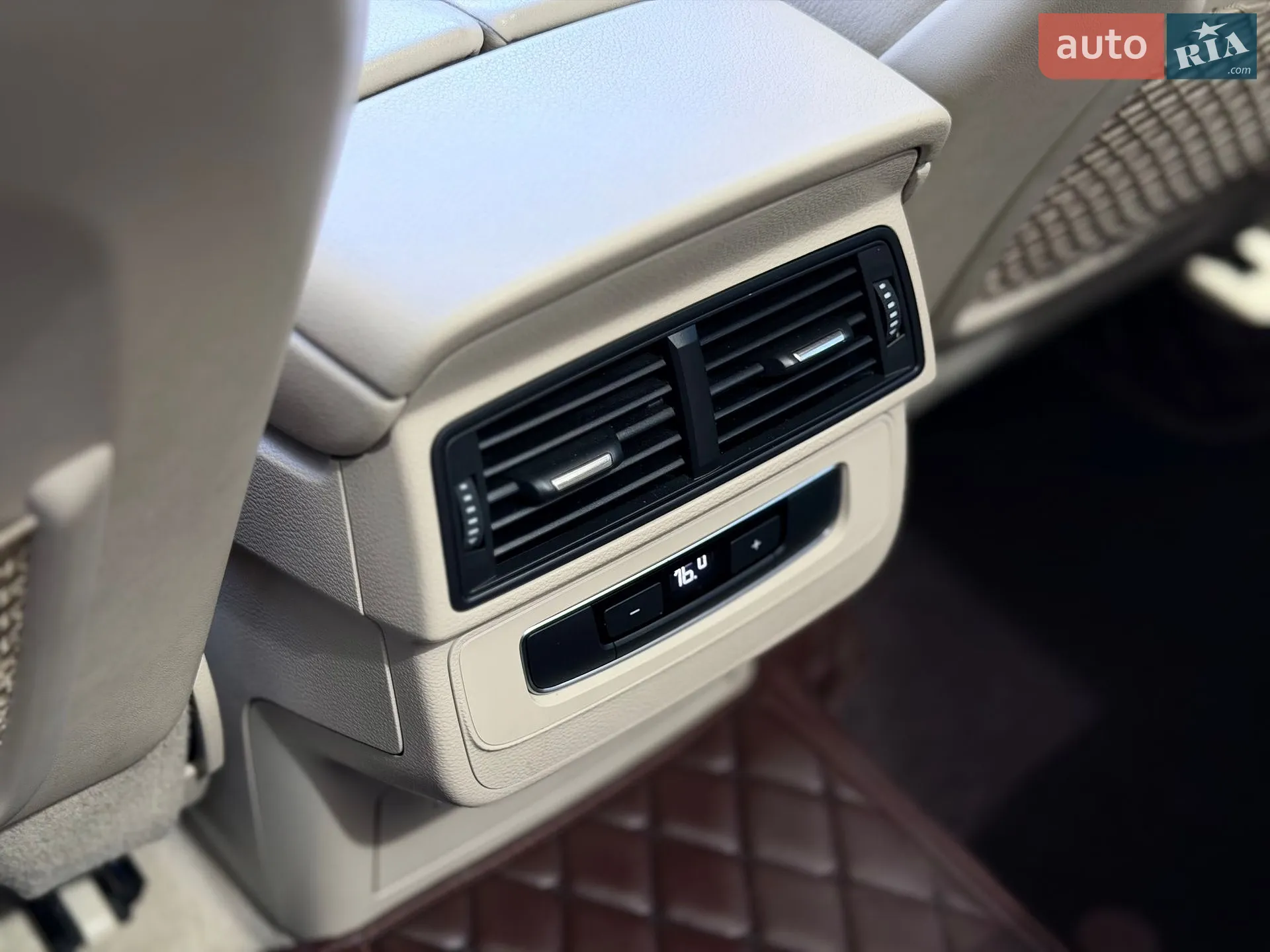 2016 Audi Q7 - мініатюра 44