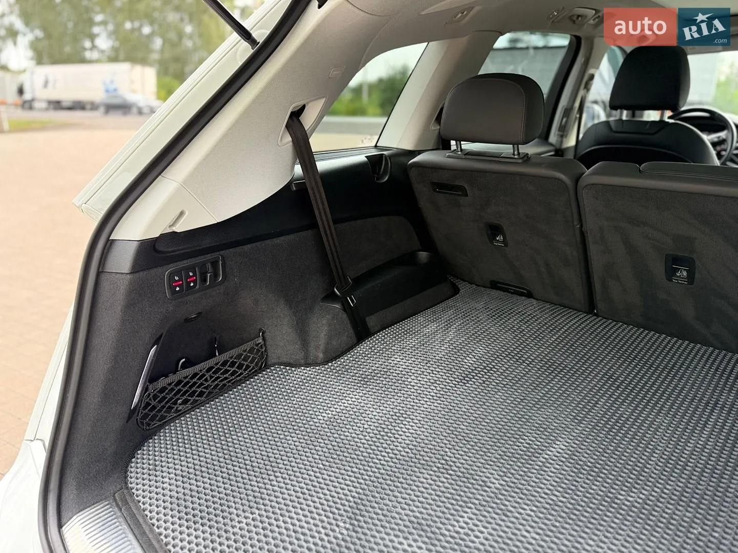 2019 Audi Q7 - мініатюра 102