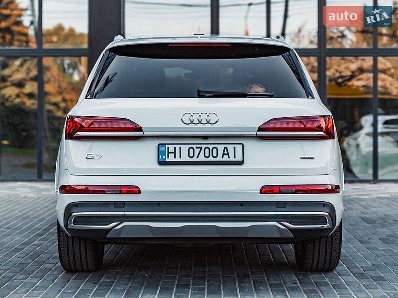 Позашляховик / Кросовер Audi Q7 2019 в Полтаві фото 7 Позашляховик / Кросовер Audi Q7 2019 в Полтаві