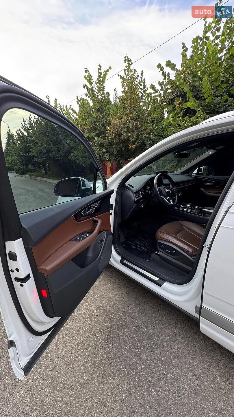 2016 Audi Q7 - мініатюра 8