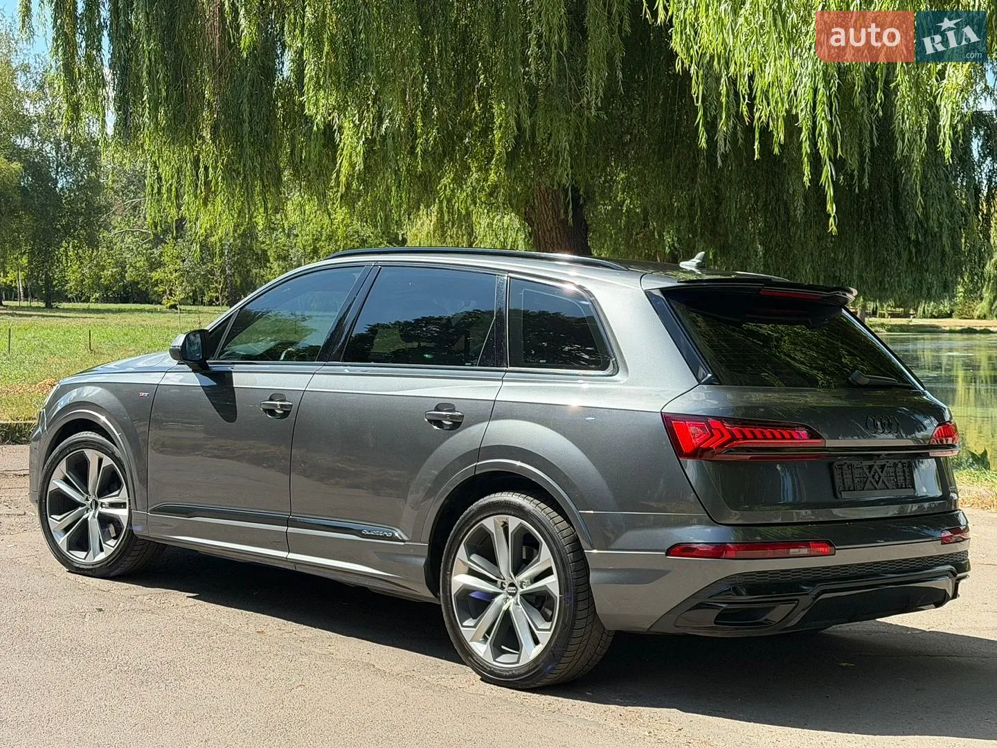2020 Audi Q7 - мініатюра 26