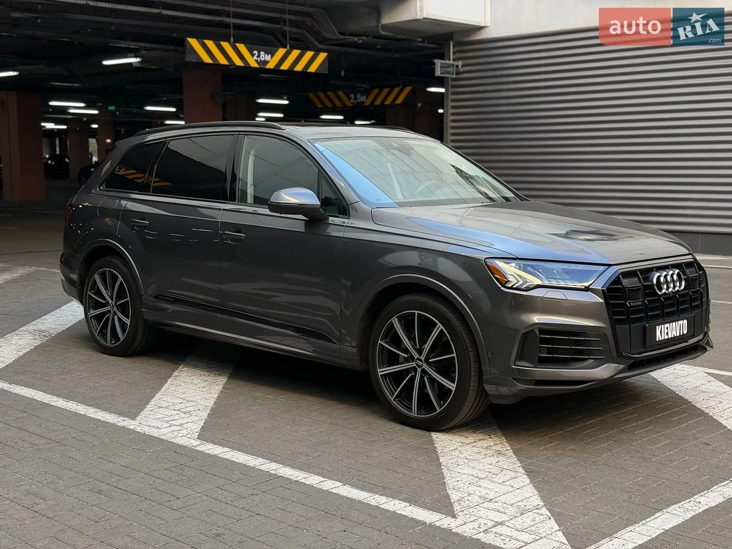 2020 Audi Q7 - мініатюра 2