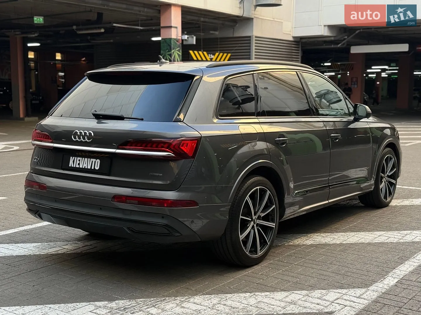 2020 Audi Q7 - мініатюра 5