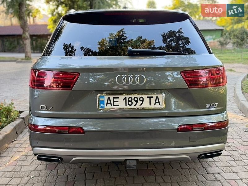 Позашляховик / Кросовер Audi Q7 2017 в Дніпрі фото 9 Позашляховик / Кросовер Audi Q7 2017 в Дніпрі