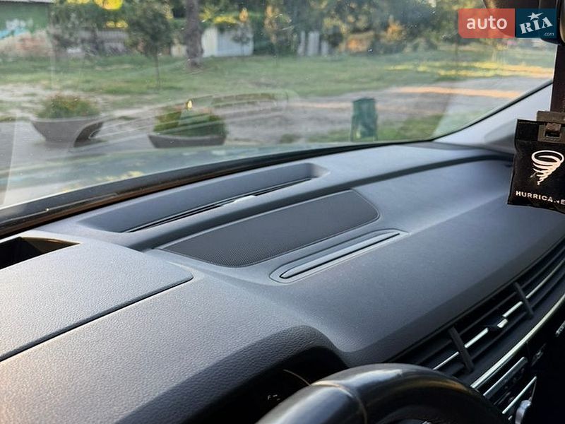 Позашляховик / Кросовер Audi Q7 2017 в Дніпрі фото 26 Позашляховик / Кросовер Audi Q7 2017 в Дніпрі