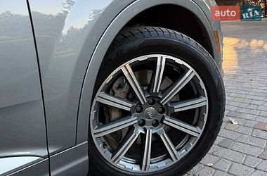 Позашляховик / Кросовер Audi Q7 2017 в Дніпрі фото 30 Позашляховик / Кросовер Audi Q7 2017 в Дніпрі