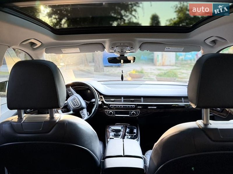 Позашляховик / Кросовер Audi Q7 2017 в Дніпрі фото 38 Позашляховик / Кросовер Audi Q7 2017 в Дніпрі