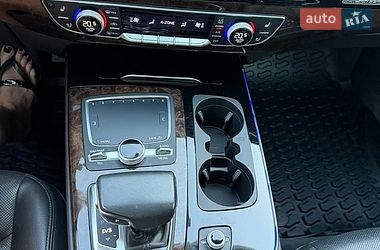 Позашляховик / Кросовер Audi Q7 2017 в Дніпрі фото 42 Позашляховик / Кросовер Audi Q7 2017 в Дніпрі