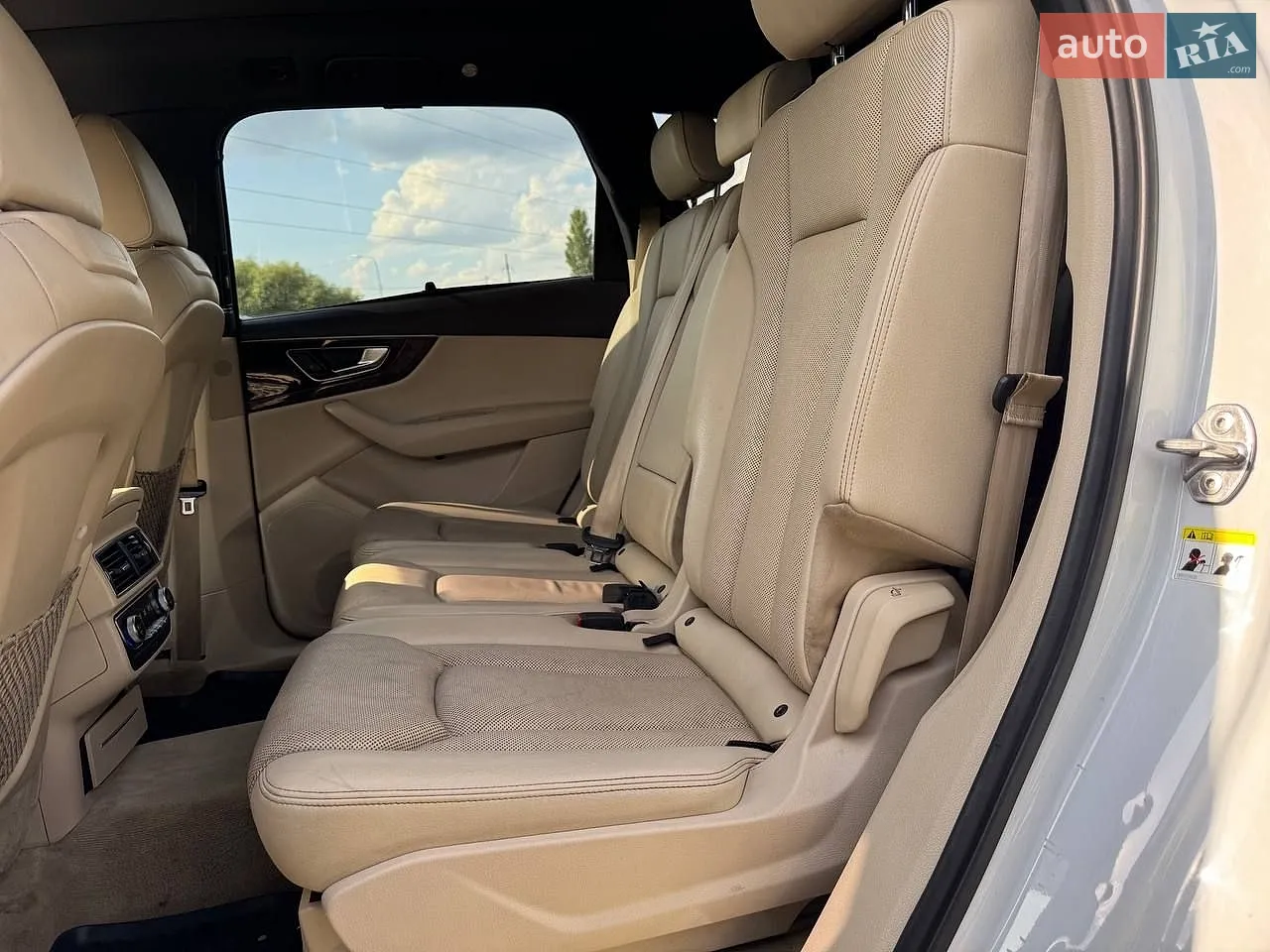 2016 Audi Q7 - мініатюра 15
