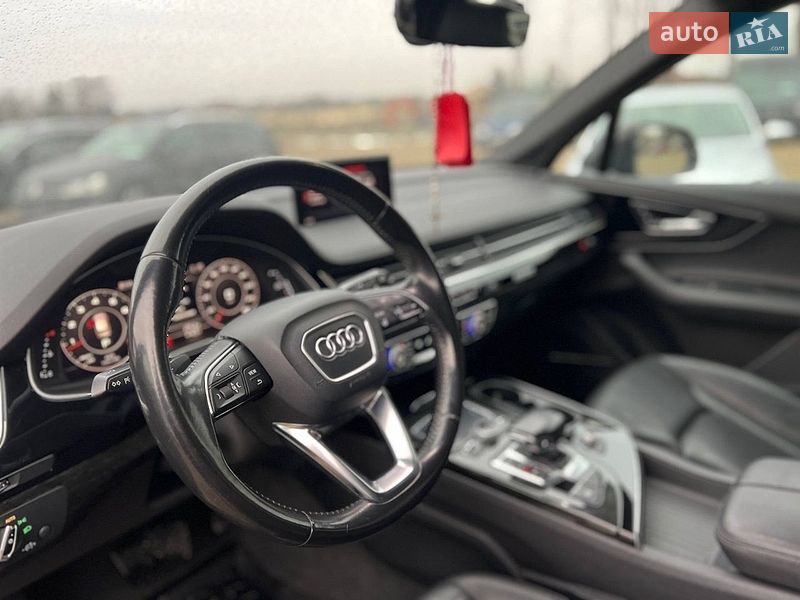Внедорожник / Кроссовер Audi Q7 2016 в Ивано-Франковске
