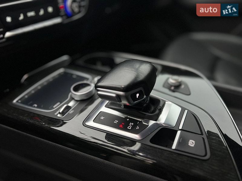 Внедорожник / Кроссовер Audi Q7 2016 в Ивано-Франковске