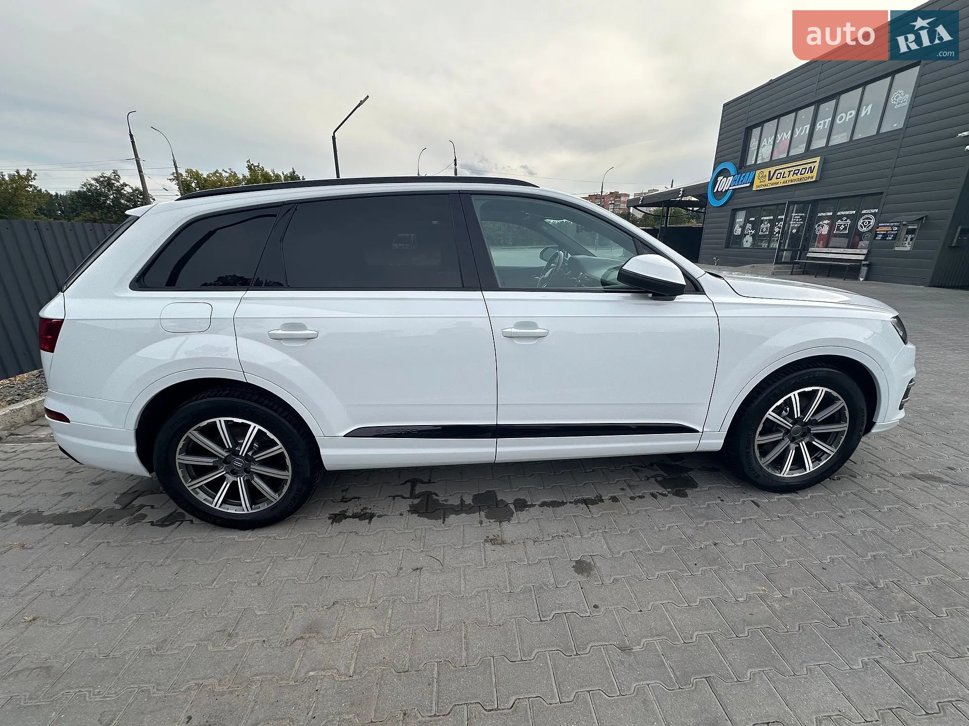 2016 Audi Q7 - мініатюра 14