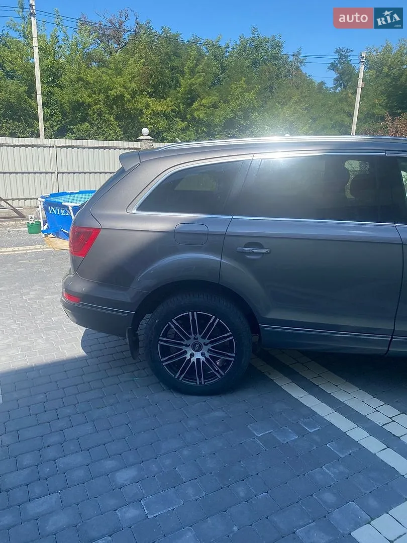 2010 Audi Q7 - мініатюра 8