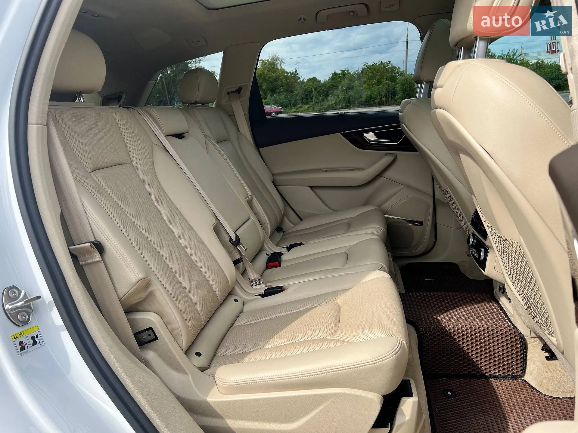 2017 Audi Q7 - мініатюра 12