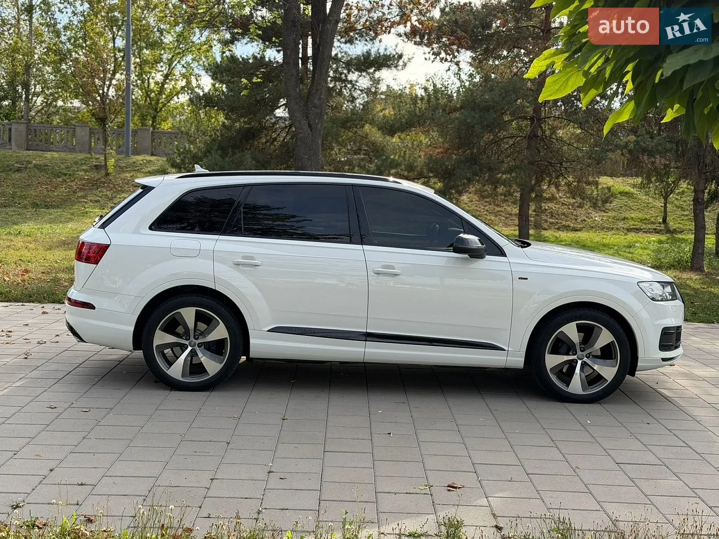 2016 Audi Q7 - мініатюра 21
