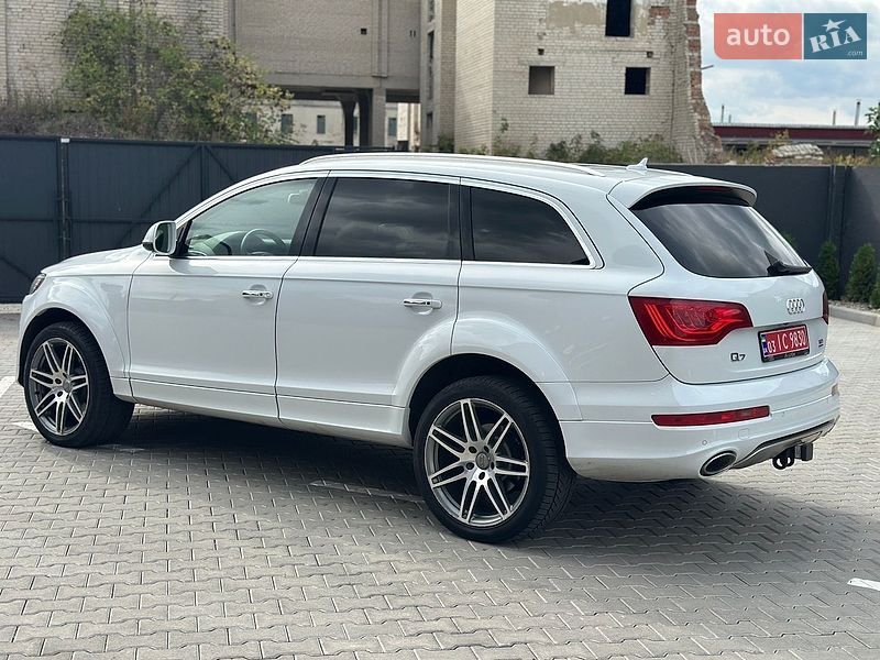 Внедорожник / Кроссовер Audi Q7 2015 в Дубно фото 4 Внедорожник / Кроссовер Audi Q7 2015 в Дубно