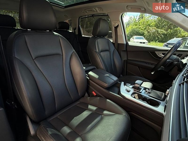 Внедорожник / Кроссовер Audi Q7 2016 в Луцке