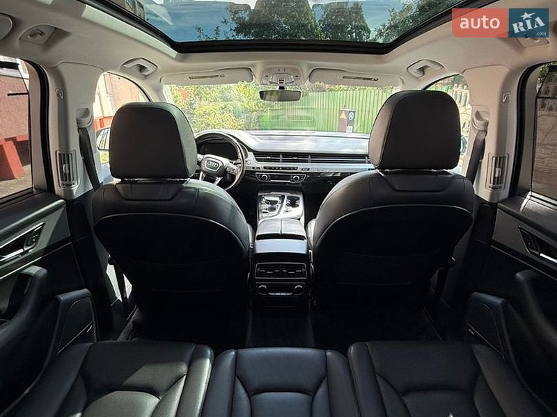 Внедорожник / Кроссовер Audi Q7 2016 в Луцке