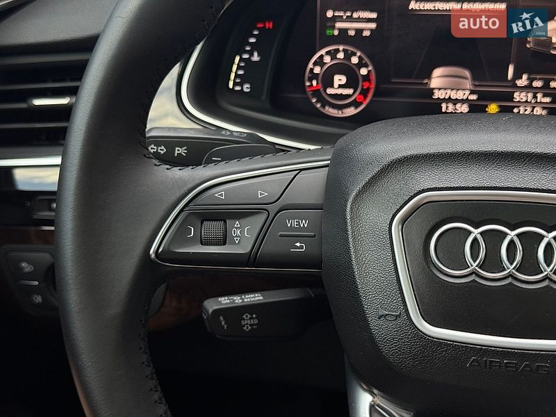 Позашляховик / Кросовер Audi Q7 2016 в Вінниці