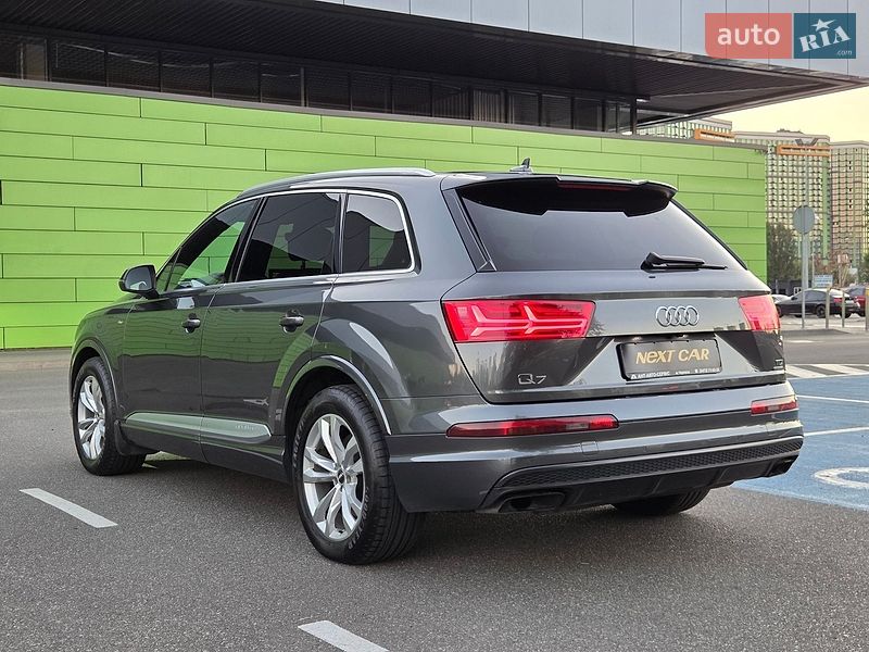Позашляховик / Кросовер Audi Q7 2015 в Києві фото 6 Позашляховик / Кросовер Audi Q7 2015 в Києві