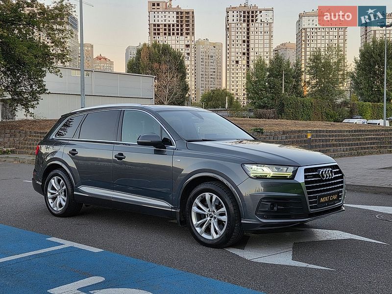 Audi Q7 2015