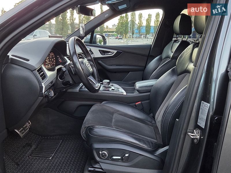 Позашляховик / Кросовер Audi Q7 2015 в Києві фото 13 Позашляховик / Кросовер Audi Q7 2015 в Києві