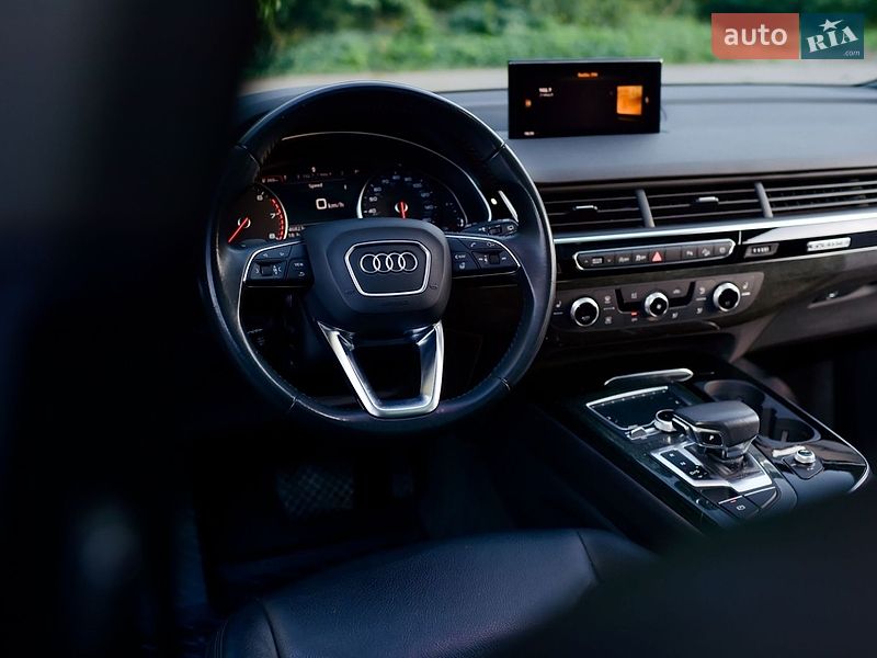 Внедорожник / Кроссовер Audi Q7 2018 в Полтаве
