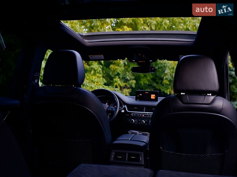 Внедорожник / Кроссовер Audi Q7 2018 в Полтаве