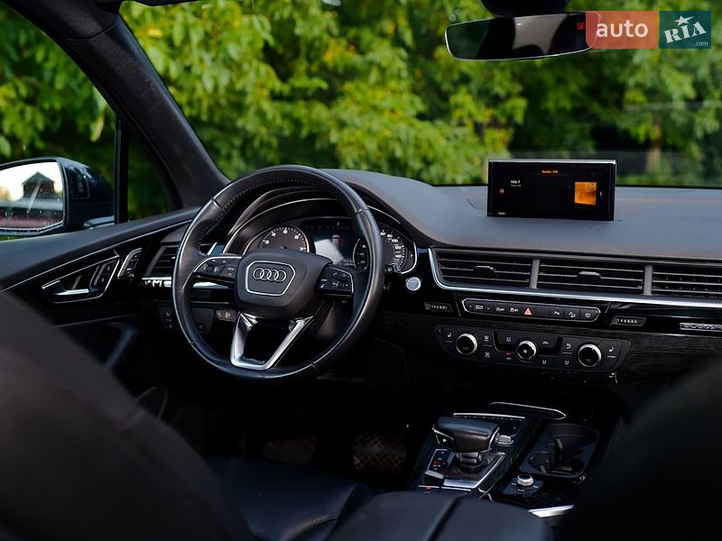 Внедорожник / Кроссовер Audi Q7 2018 в Полтаве