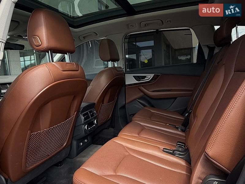 Внедорожник / Кроссовер Audi Q7 2019 в Виноградове фото 22 Внедорожник / Кроссовер Audi Q7 2019 в Виноградове