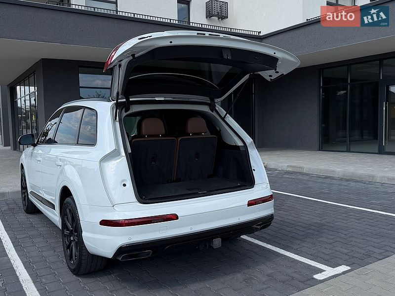 Внедорожник / Кроссовер Audi Q7 2019 в Виноградове фото 24 Внедорожник / Кроссовер Audi Q7 2019 в Виноградове