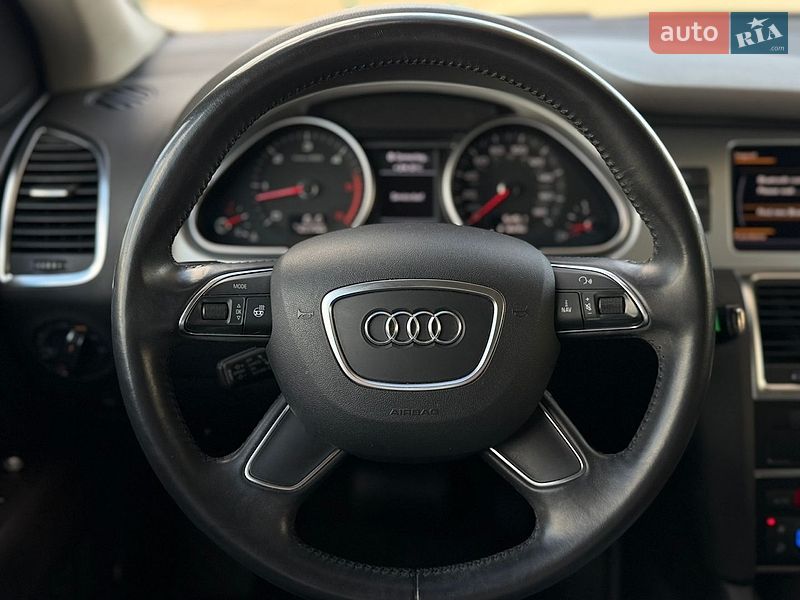 Позашляховик / Кросовер Audi Q7 2013 в Миколаєві