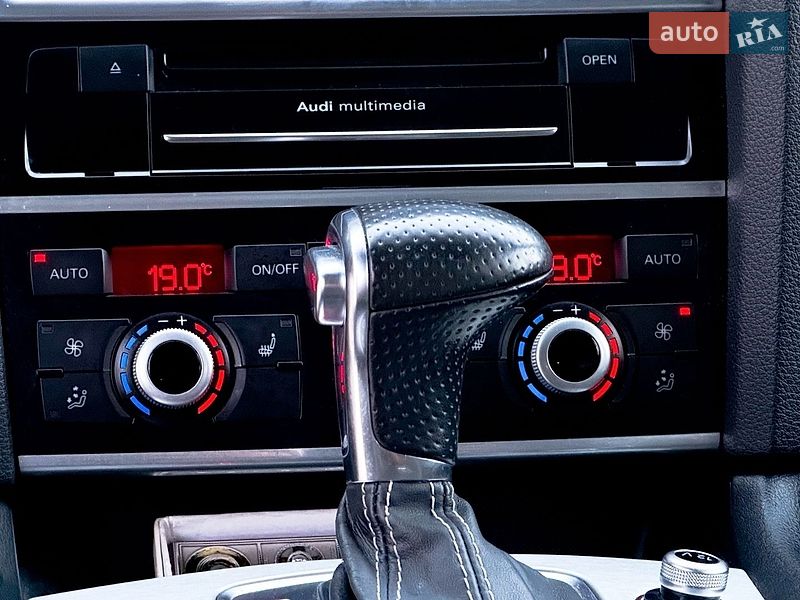 Позашляховик / Кросовер Audi Q7 2013 в Тернополі