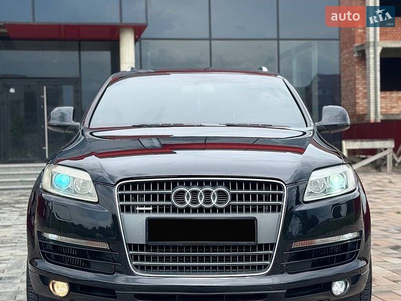 Внедорожник / Кроссовер Audi Q7 2006 в Тячеве