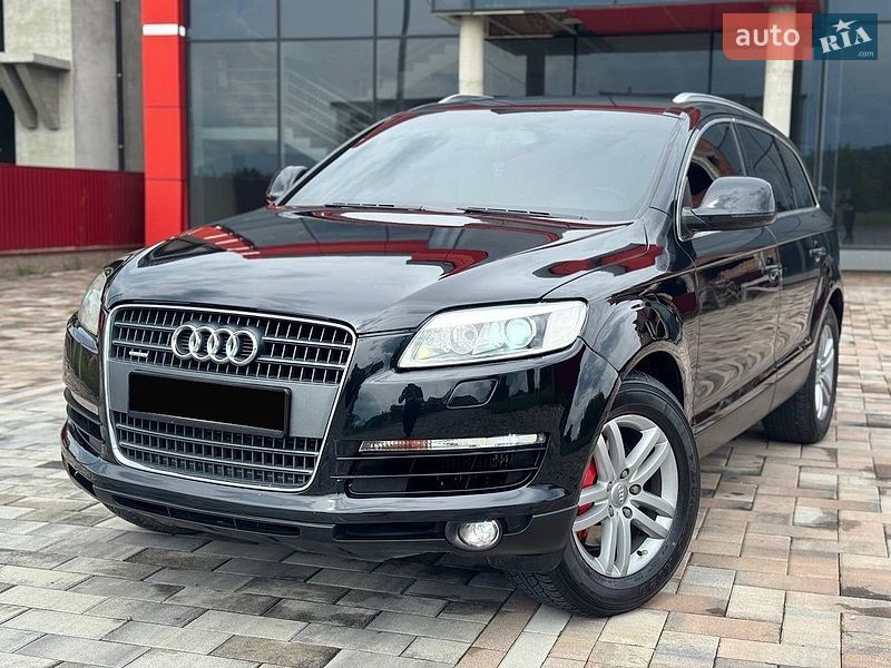 Внедорожник / Кроссовер Audi Q7 2006 в Тячеве