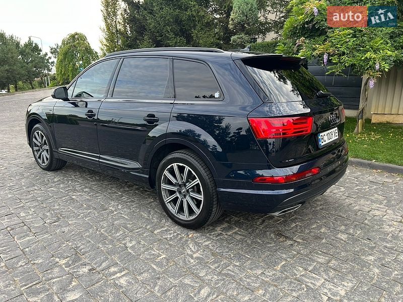 Внедорожник / Кроссовер Audi Q7 2015 в Львове