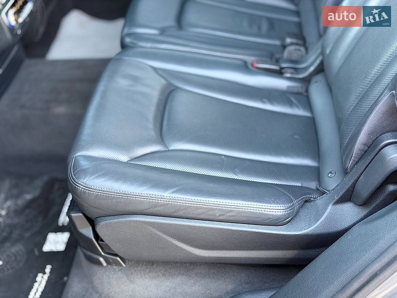 Позашляховик / Кросовер Audi Q7 2016 в Кривому Розі