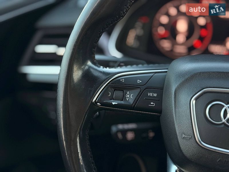 Позашляховик / Кросовер Audi Q7 2016 в Кривому Розі