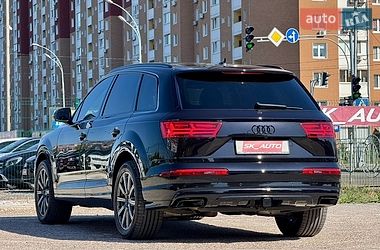 Внедорожник / Кроссовер Audi Q7 2018 в Киеве