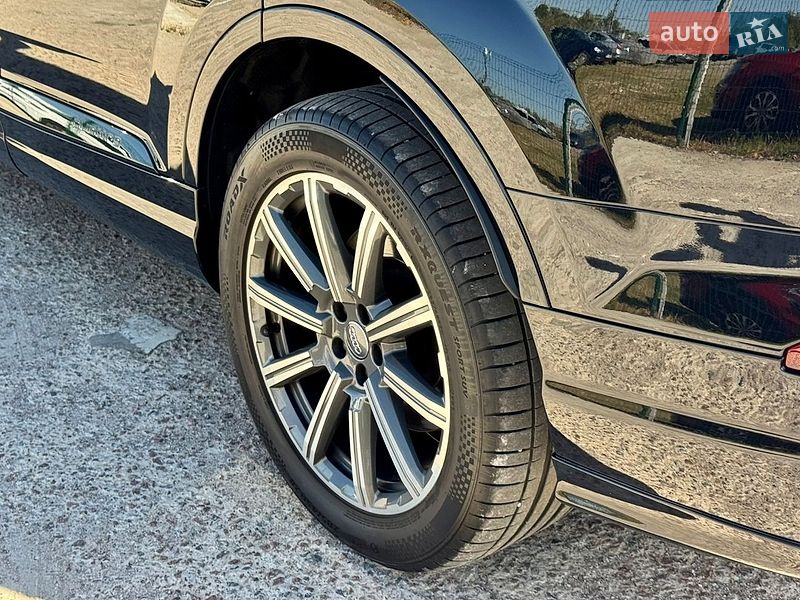 Внедорожник / Кроссовер Audi Q7 2018 в Киеве