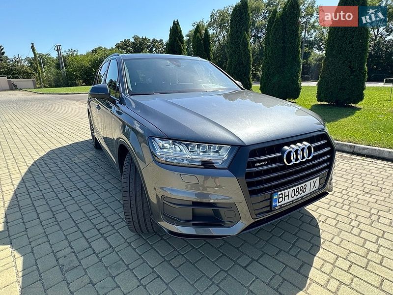 Позашляховик / Кросовер Audi Q7 2019 в Одесі