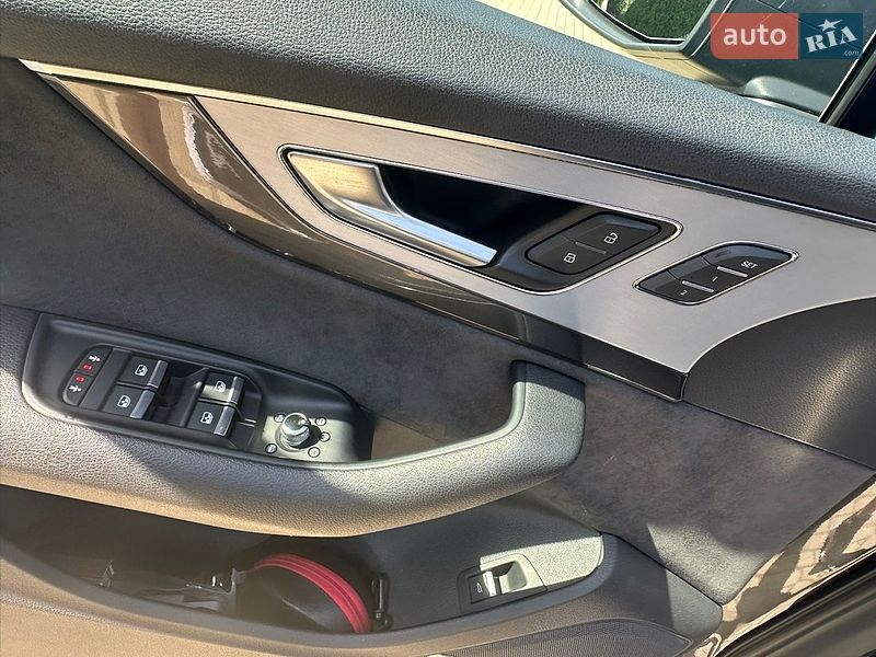 Позашляховик / Кросовер Audi Q7 2019 в Одесі