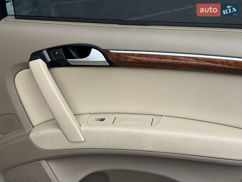 Позашляховик / Кросовер Audi Q7 2013 в Хмельницькому