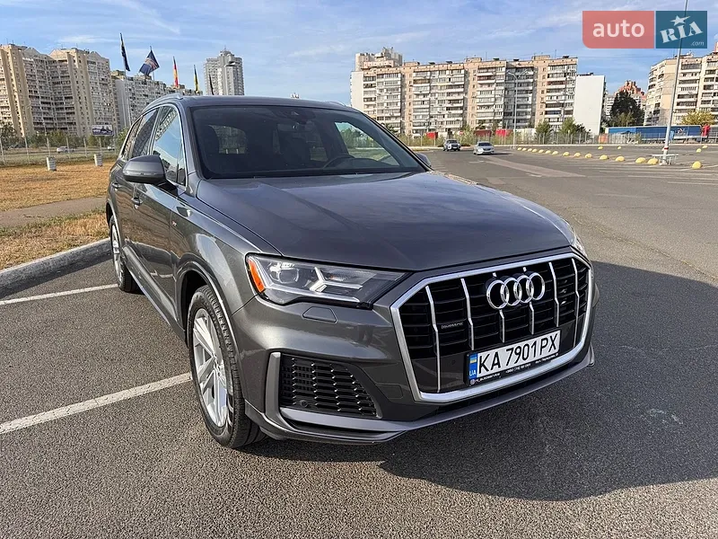 Audi Q7 2021