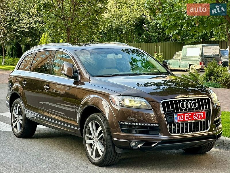 Позашляховик / Кросовер Audi Q7 2013 в Києві