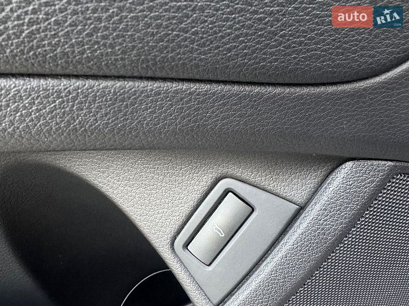 Внедорожник / Кроссовер Audi Q7 2014 в Киеве