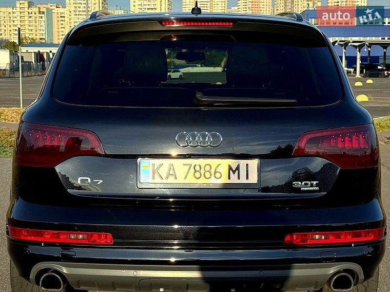 Внедорожник / Кроссовер Audi Q7 2014 в Киеве